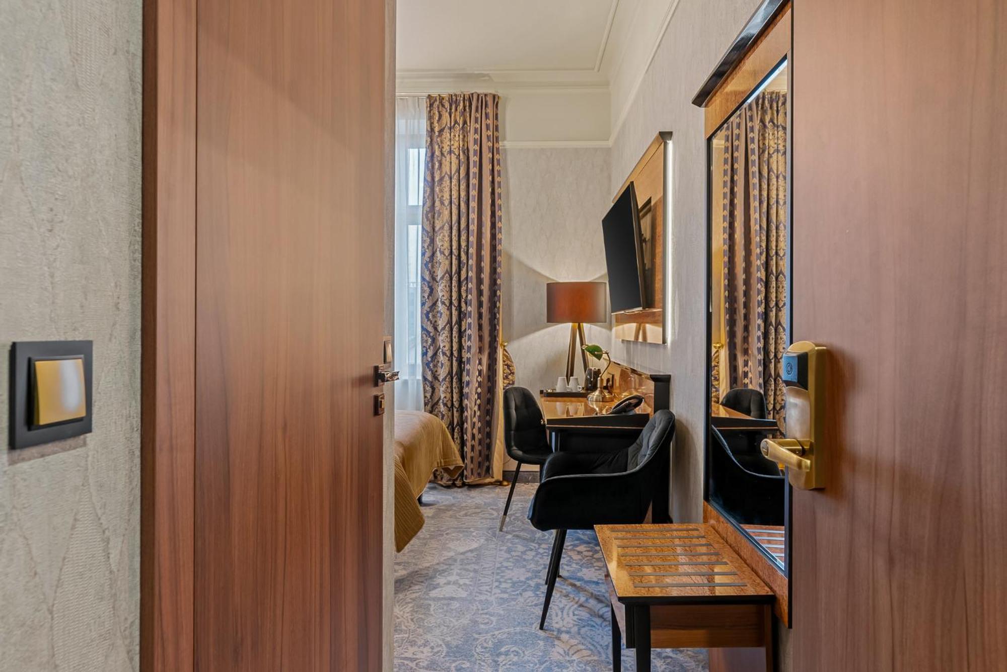 Hotel Diament Plaza Katowice Exterior photo